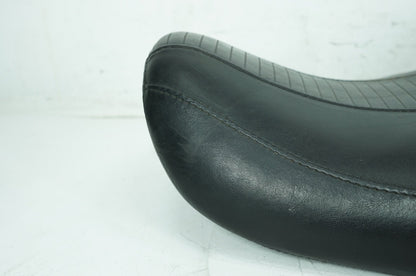 1999 - 2006 Harley-Davidson Dyna Low Rider Passenger Rider Driver Seat Saddle 53078-04