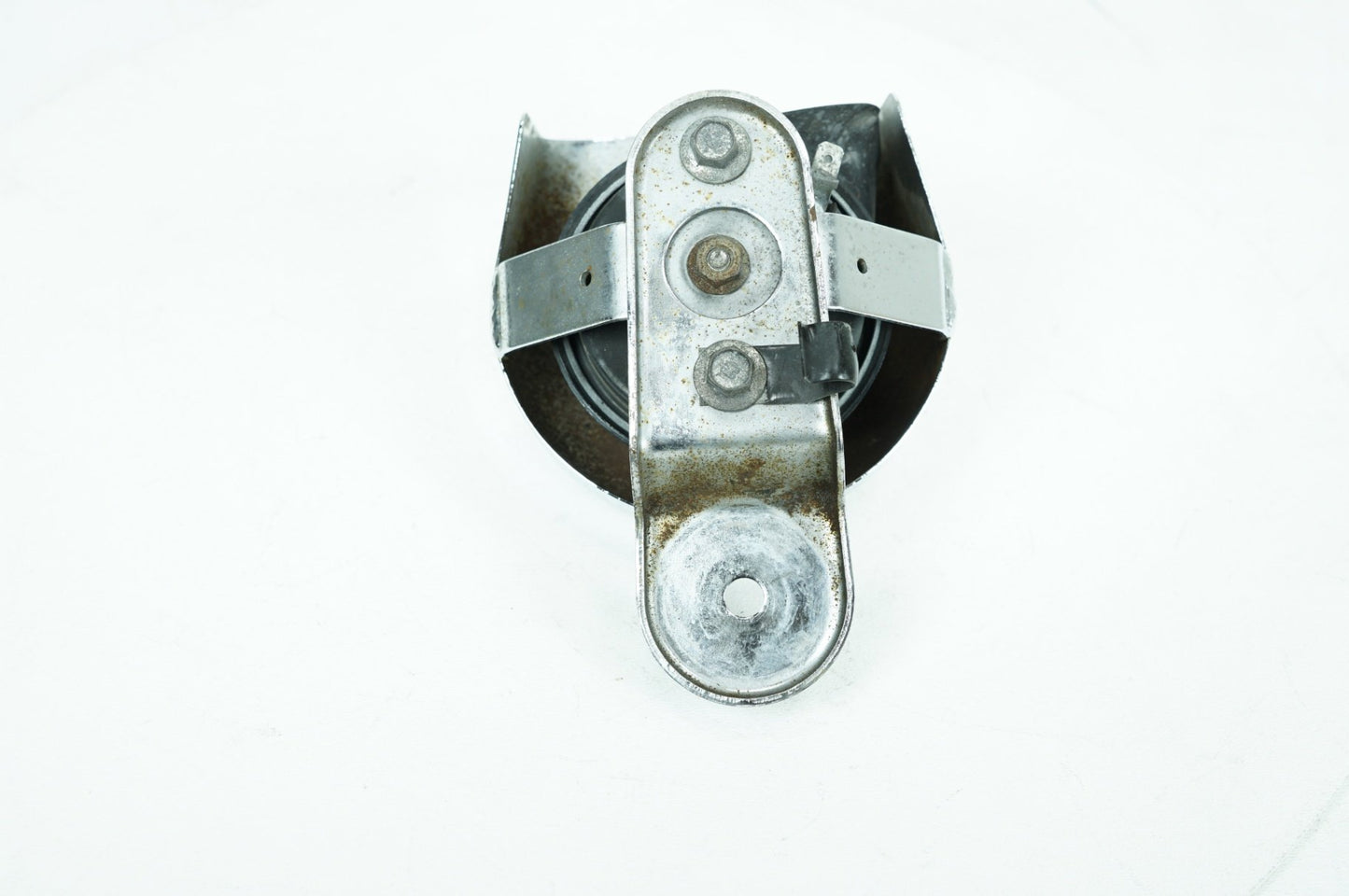 1999 - 2006 Harley-Davidson Softail Fat Boy Horn Signal Klaxon Chrome Cover 69012-93A
