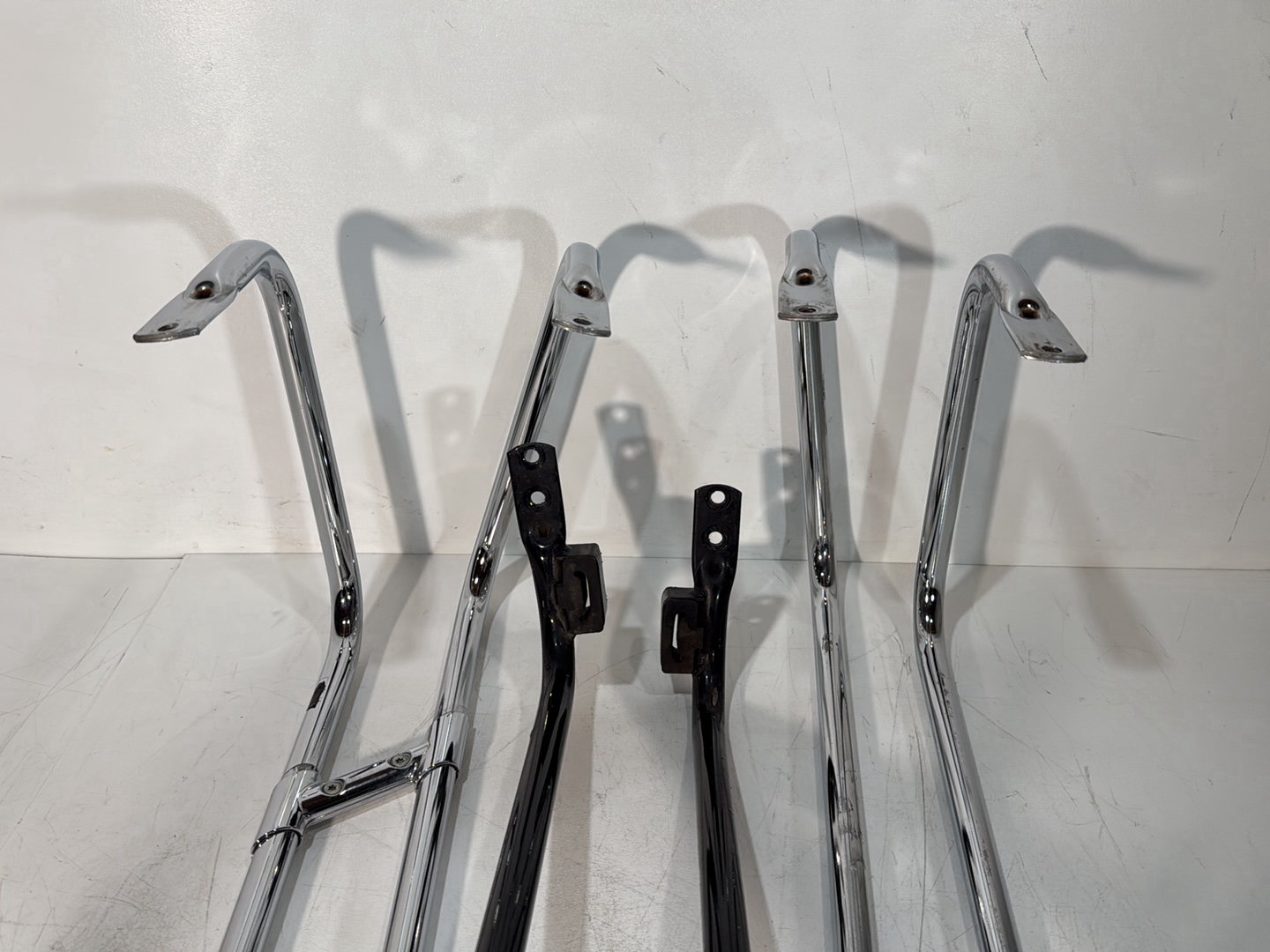 2007 - 2012 Harley-Davidson Touring Electra Glide Ultra Rear Left Right Saddlebag Guard Rails Bar 49193-93