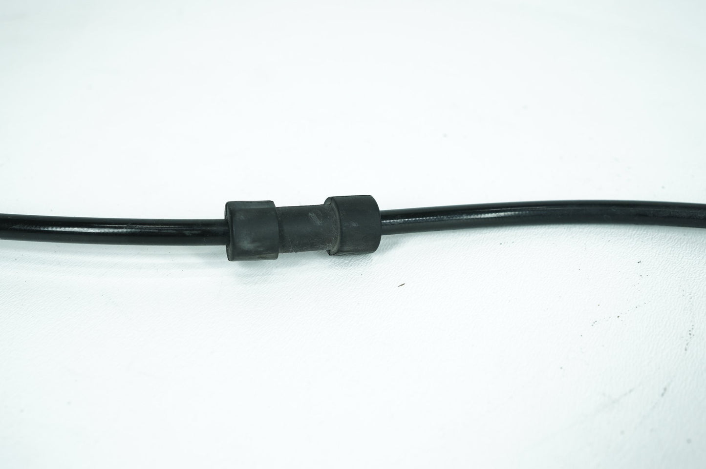 2007 - 2017 Harley-Davidson Dyna Street Bob Rear Brake Hose Line Pipe NON-abs  	42142-08C
