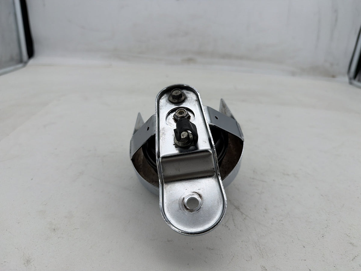 2003 Harley Electra Glide Touring Ultra OEM Horn Signal Klaxon Chrome Cover