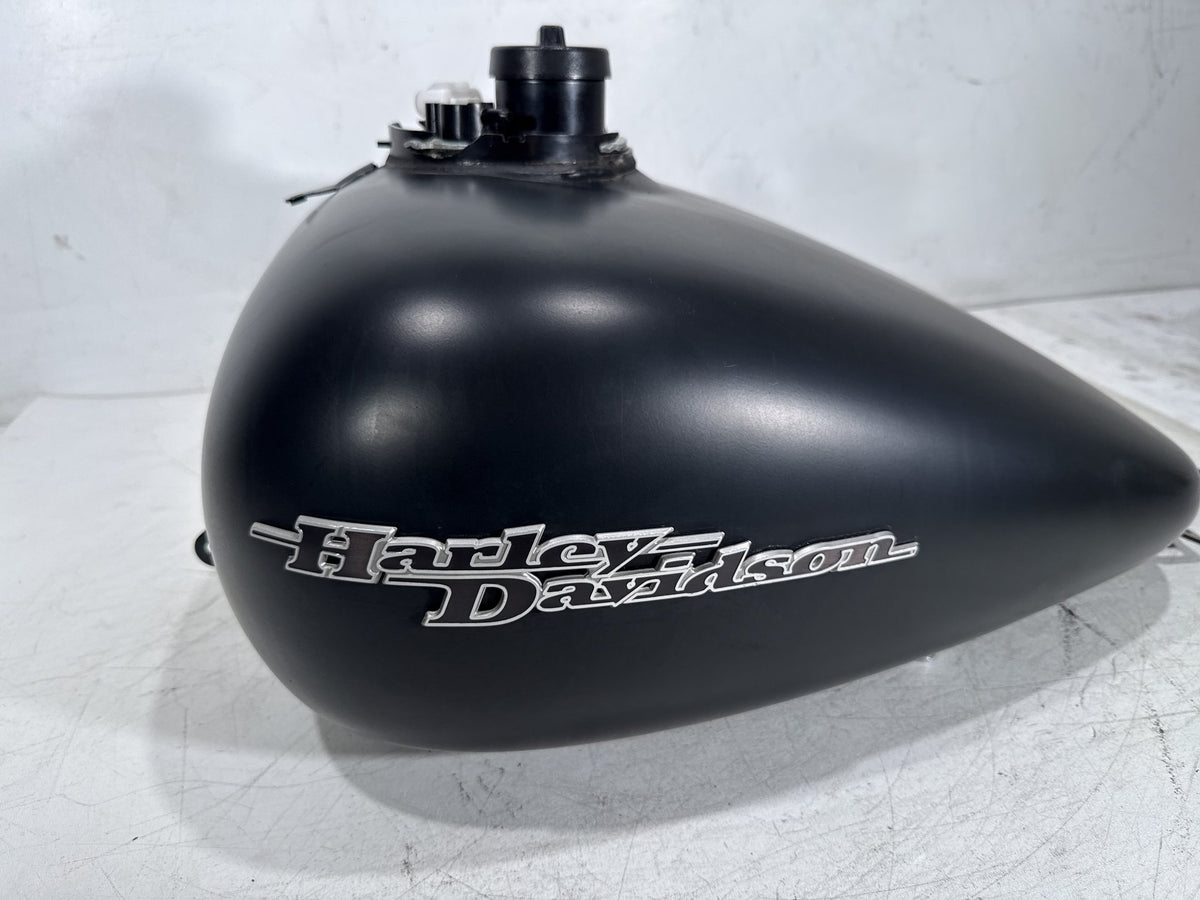2013 Harley Street Glide Touring FLHX OEM Fuel Gas Tank Gasoline Reservoir