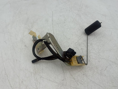 2005 Harley Dyna FXDWG Wide Glide OEM Gas Gasoline Fuel Petrol Pump Sending