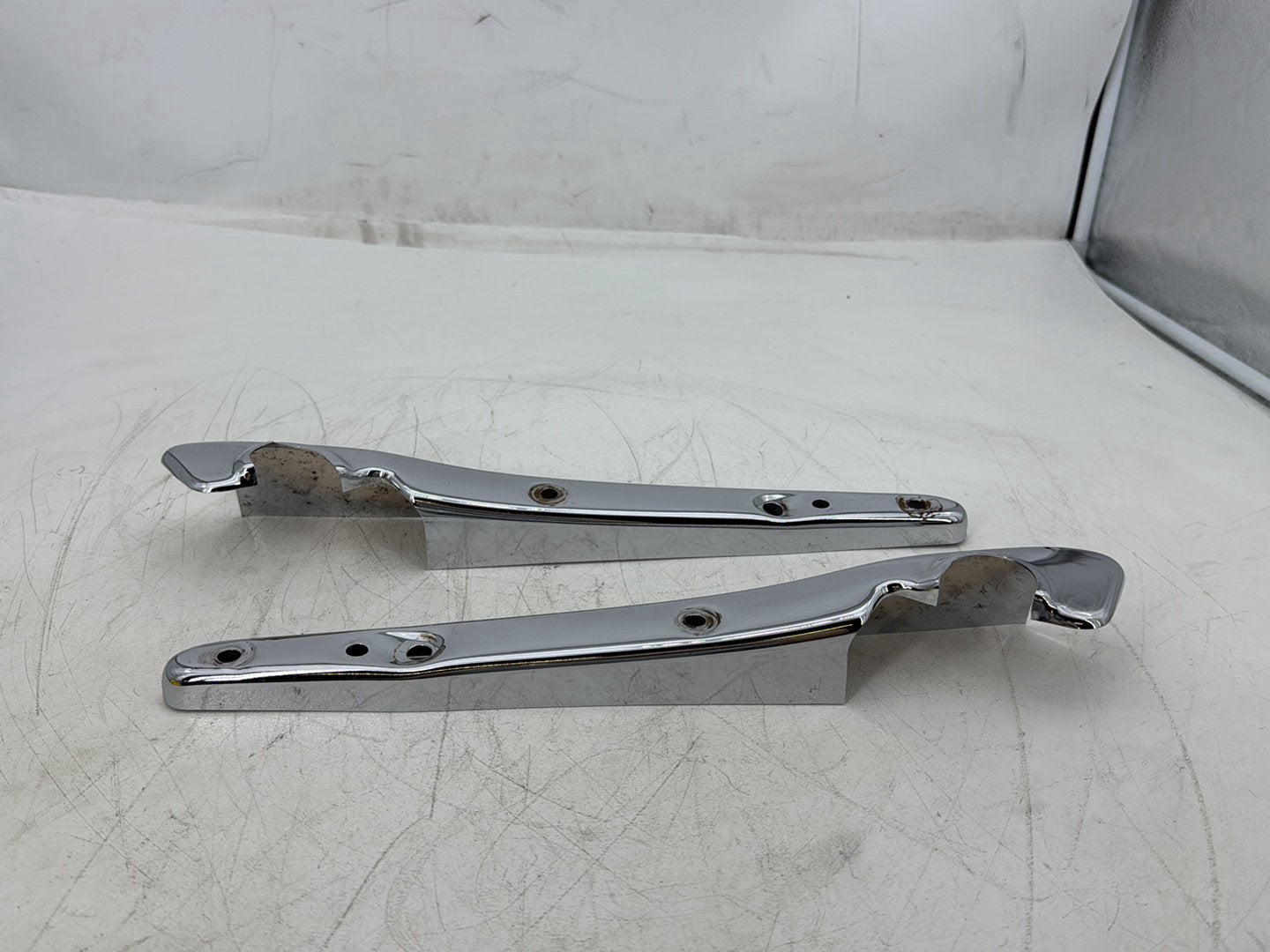 2008 Harley Sportster XL883L 883 Low OEM Rear Left Right Fender Struts Bracket