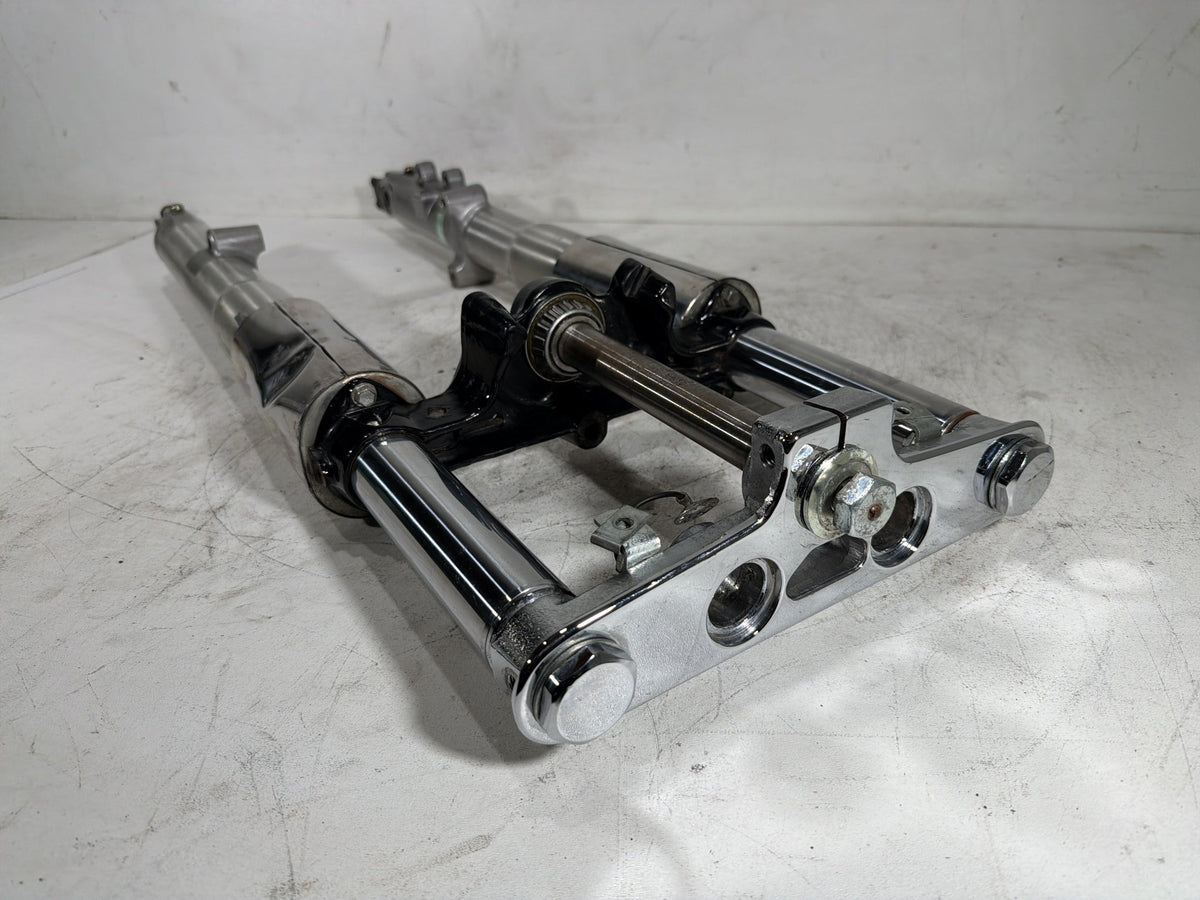 2001 Harley Fat Boy Softail OEM Front Triple Tree Set & LH RH Fork Legs Sliders