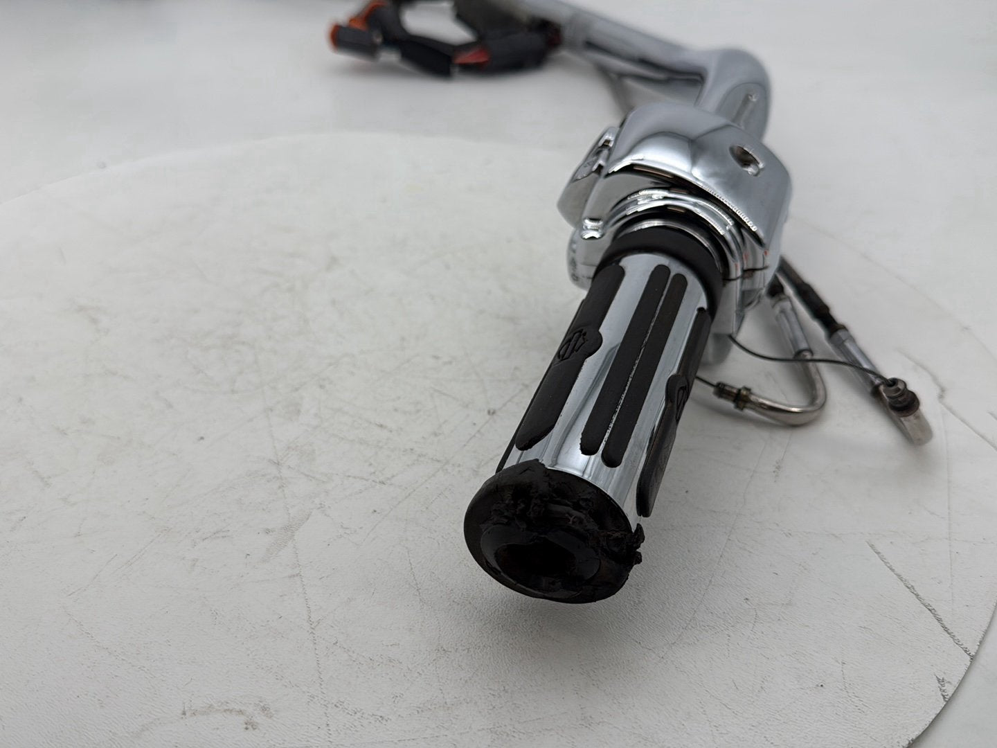 1999 - 2006 Harley-Davidson Touring Road King Classic Handlebars Left Right Switches Controls 71682-06A , 55947-00
