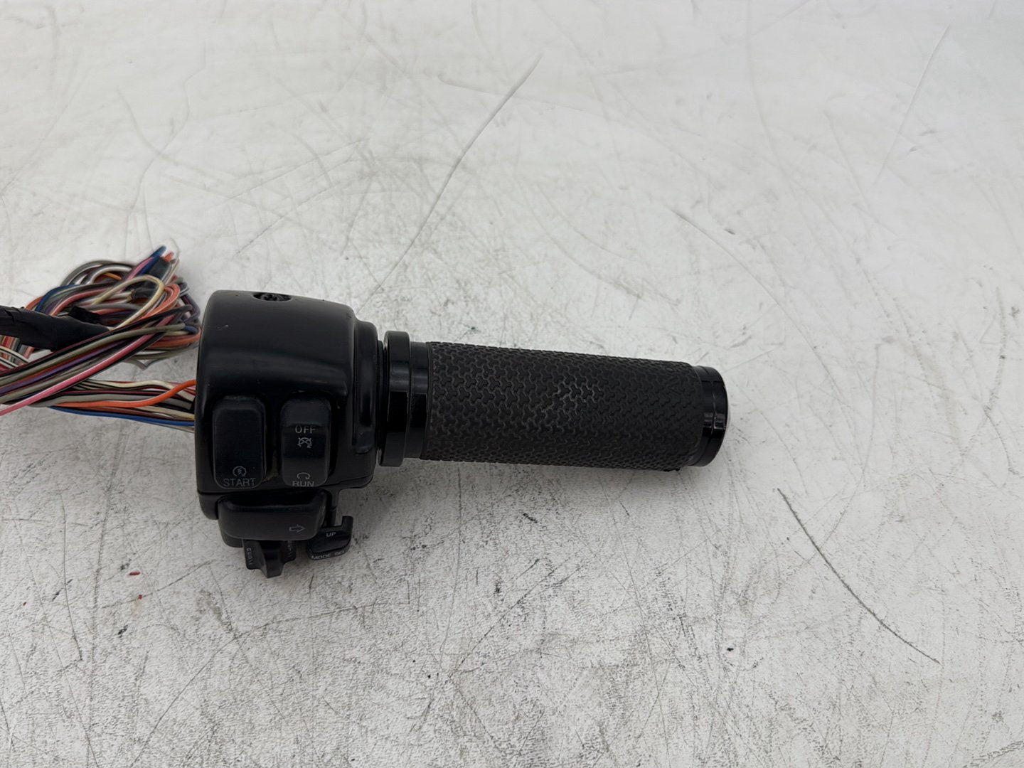 2012 Harley Road Glide Touring FLTRX Custom OEM Right Engine Start Kill Switches Controls