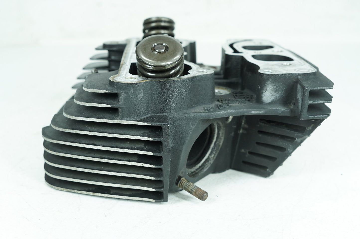 1999 - 2006 Harley-Davidson Softail Heritage Classic Rear Twin Cam Engine Cylinder Head 16725-99