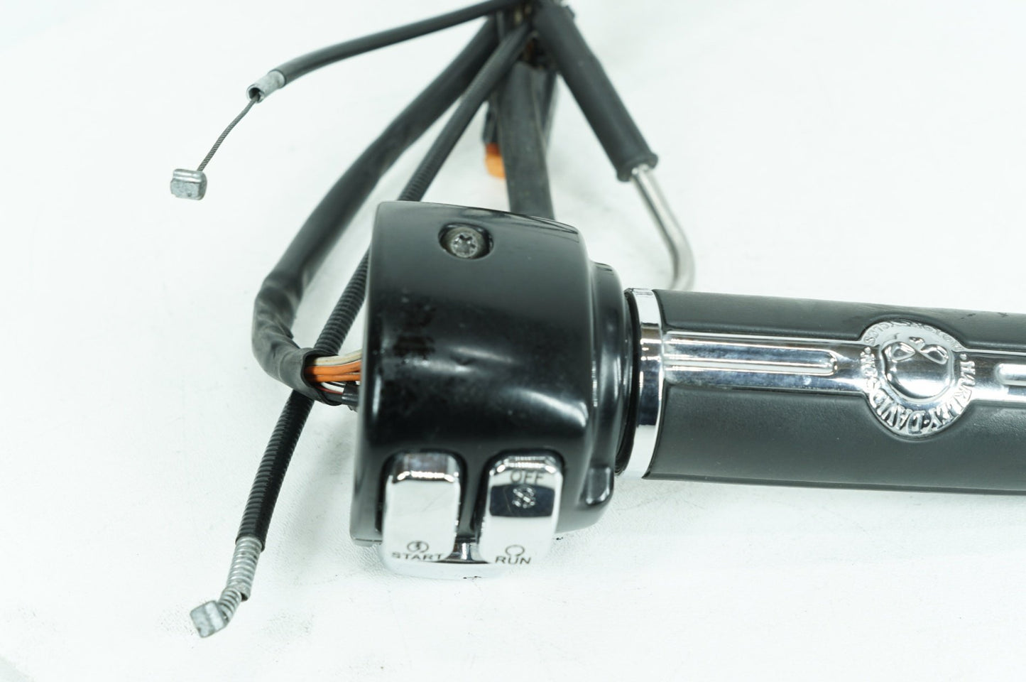 1999 - 2006 Harley-Davidson Softail Heritage Classic Right Engine Start Kill Switches Controls 71684-06A
