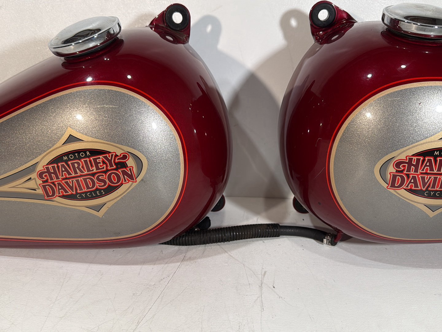 1986 - 1998 Harley-Davidson Softail Heritage Classic Fuel Gas Tank Gasoline Reservoir 61228-97 , 61426-97