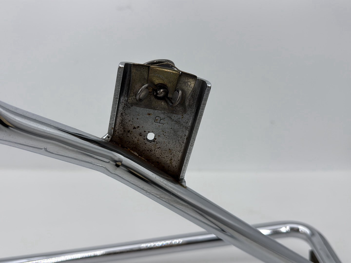 2007 - 2011 Harley-Davidson Touring Street Glide Rear Left Right Saddlebag Guard Rails Bar 	49206-09