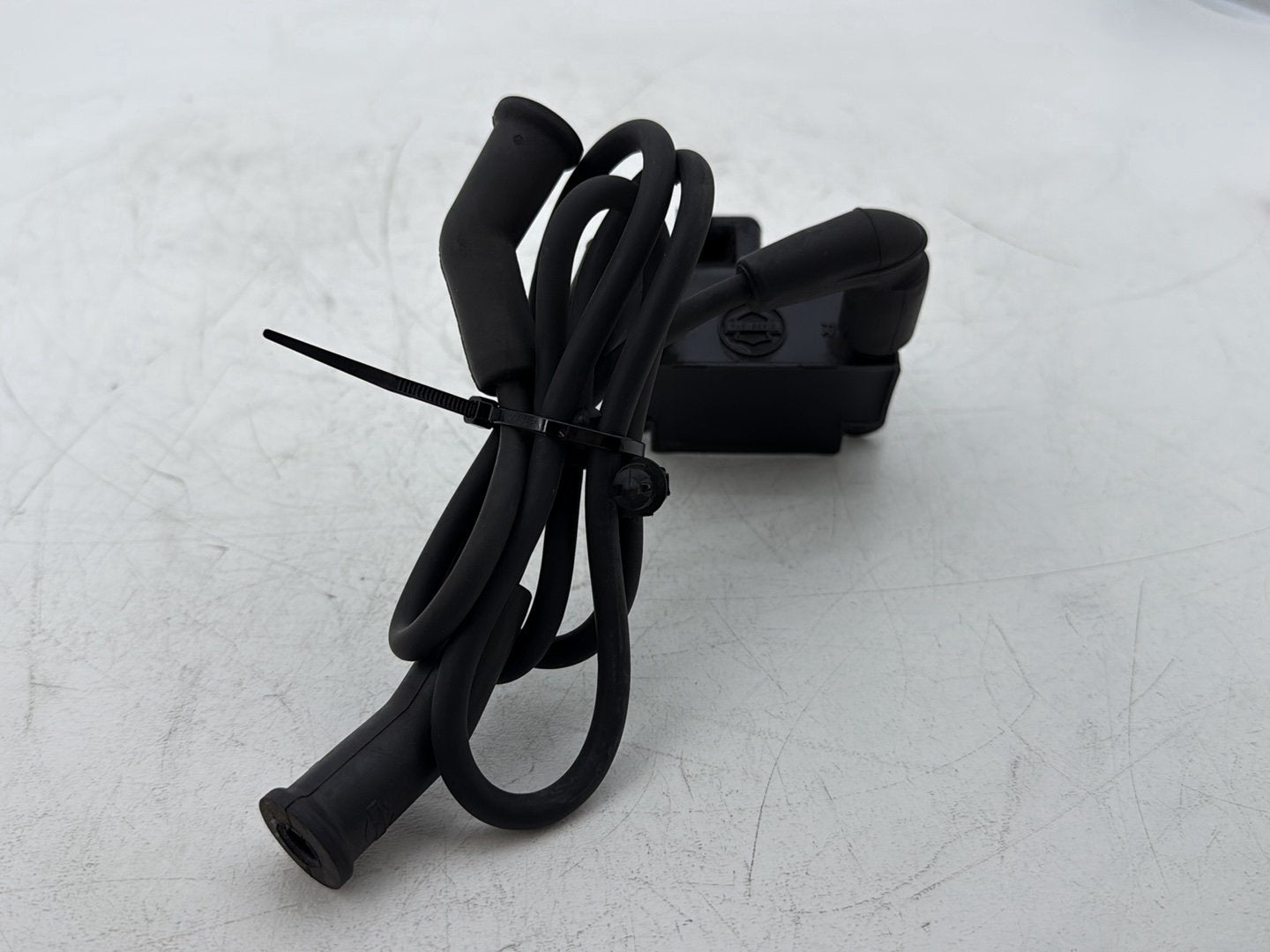 2014 Harley Street Glide Touring FLHXS OEM Ignition Coil Spark Igniter