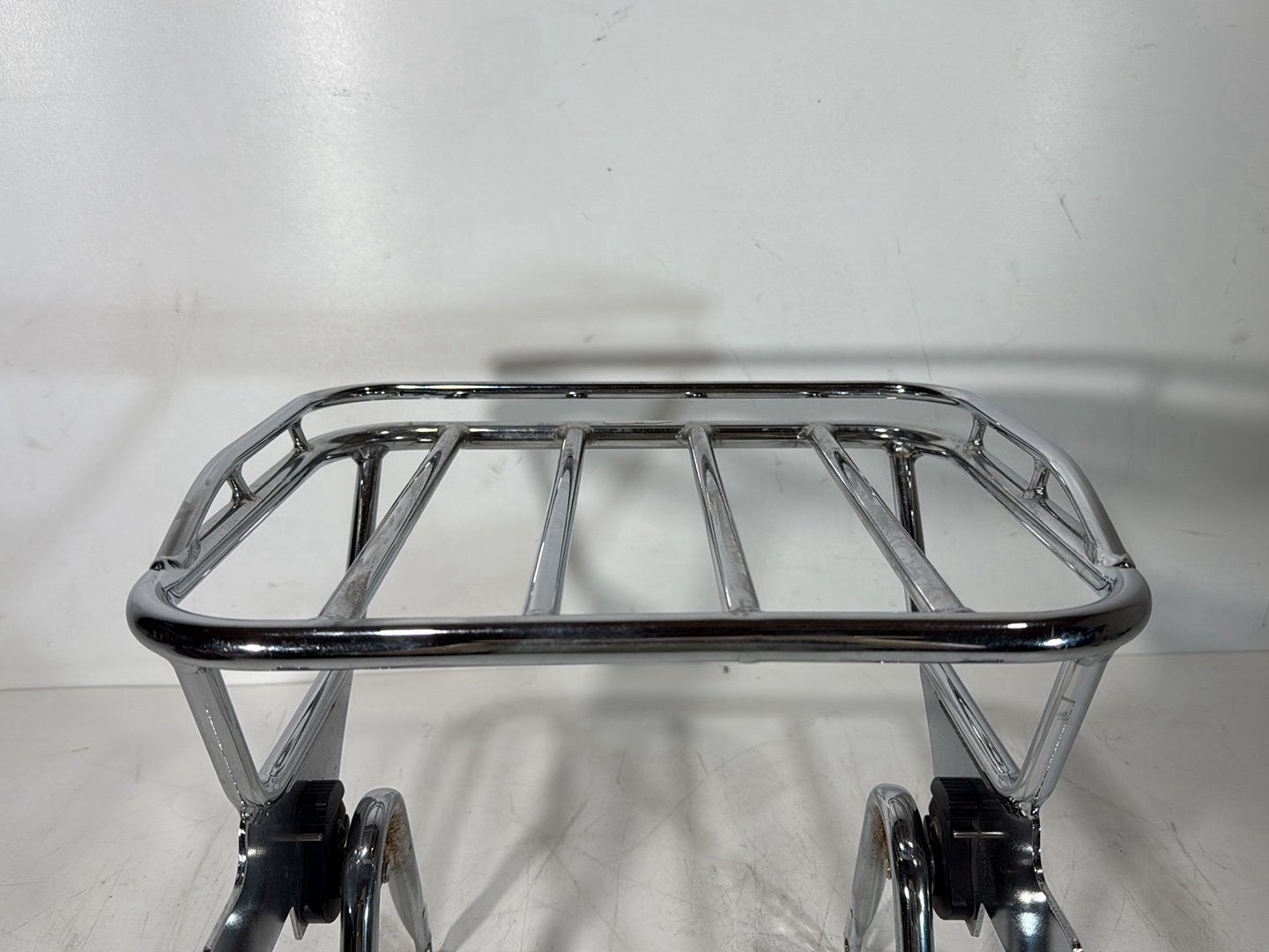 08 Harley Touring Electra Glide Ultra Rear Back Luggage Rack Storage Baggage Bar