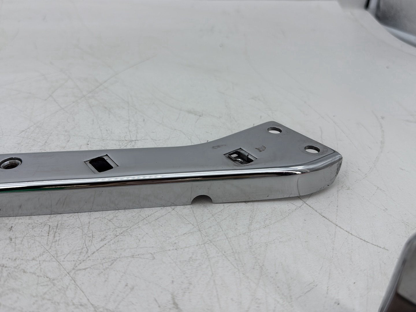 1995 Harley Touring FLHTCI Electra Glide Classic OEM Left Right Saddlebag Fender Struts Brackets