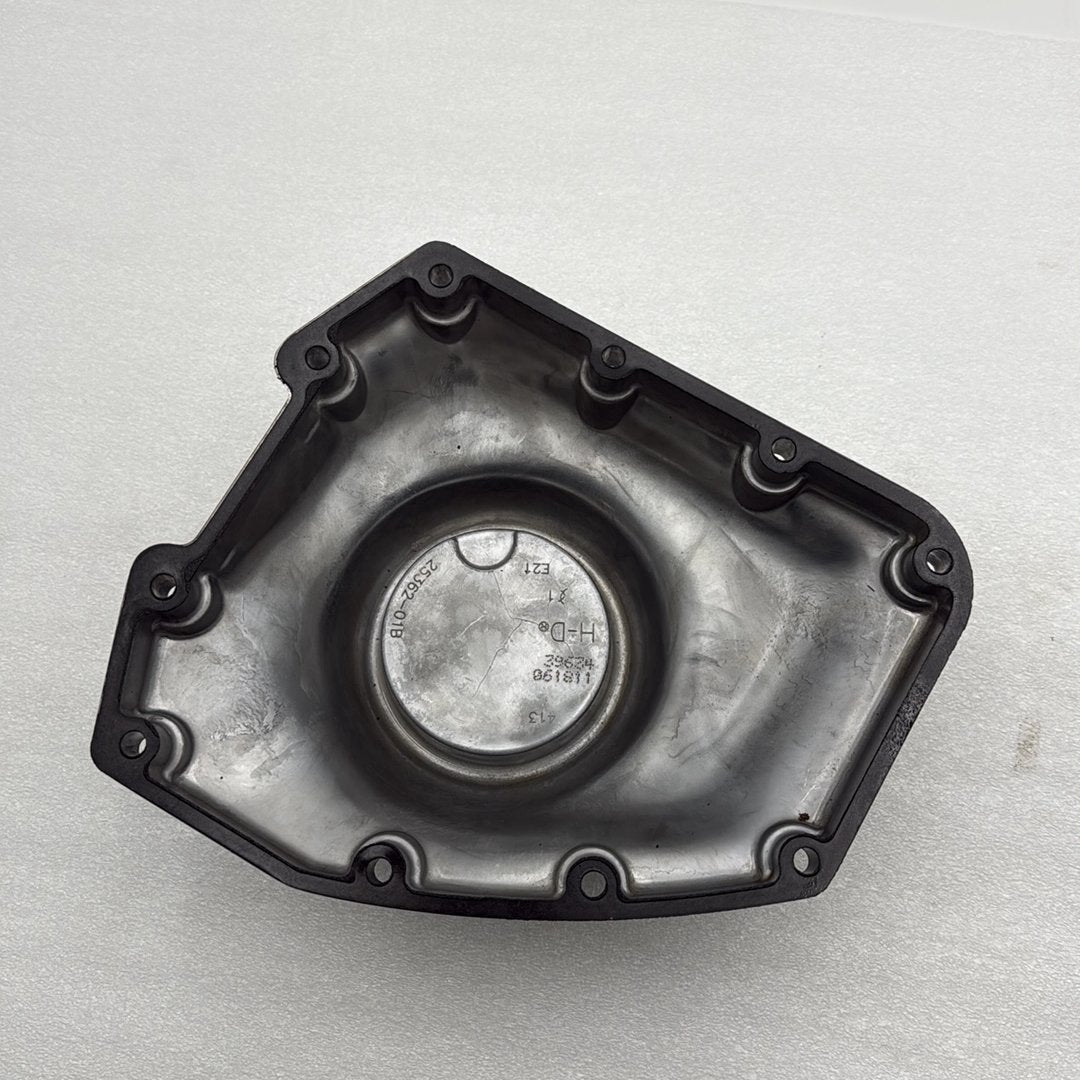 2012 - 2018 Harley-Davidson Dyna Switchback Engine Motor Timing Chain Cover 25362-01B
