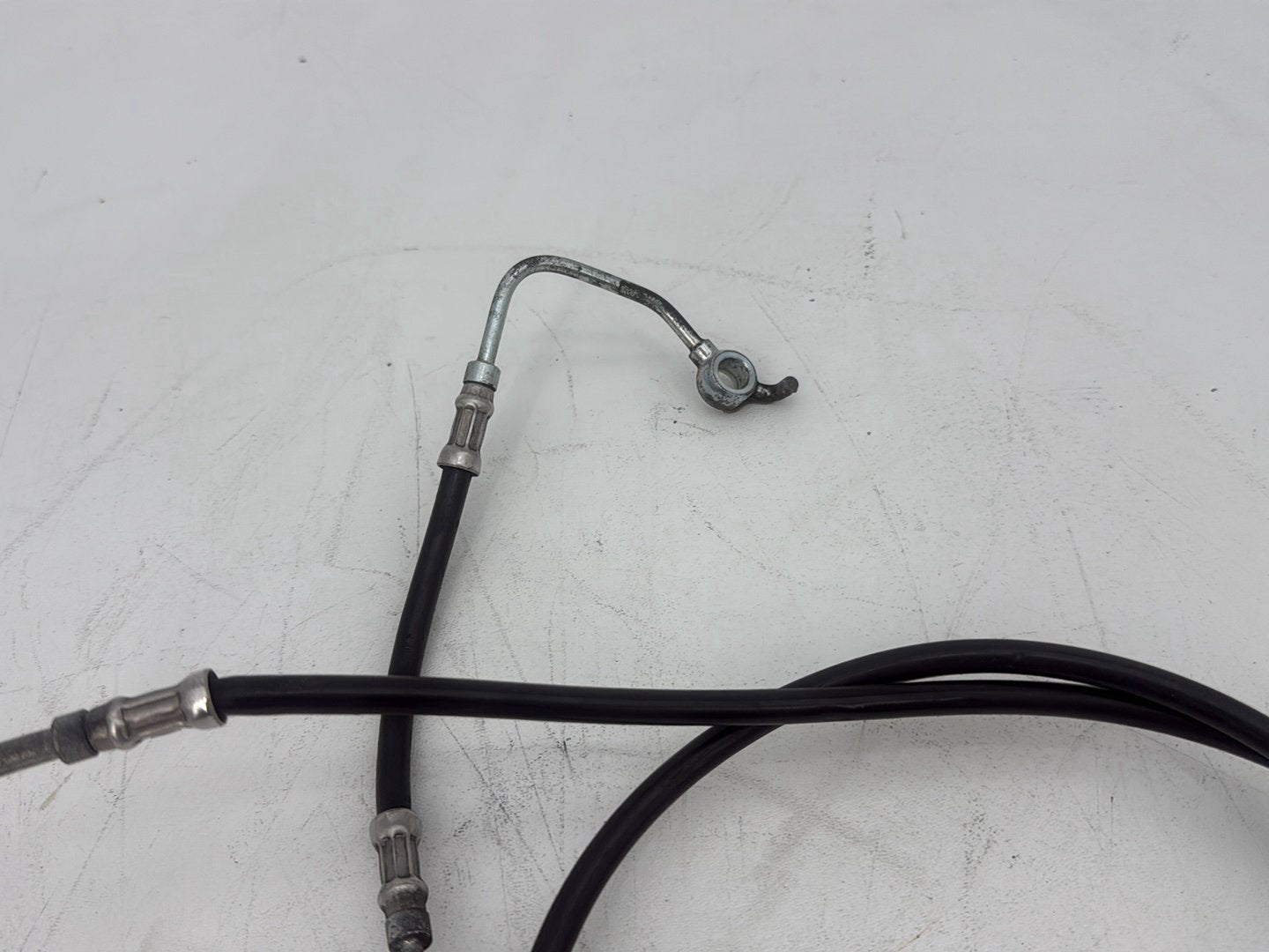 2011 Harley Electra Glide Ultra FLHTK OEM Front Brake Hose Line Pipe ABS
