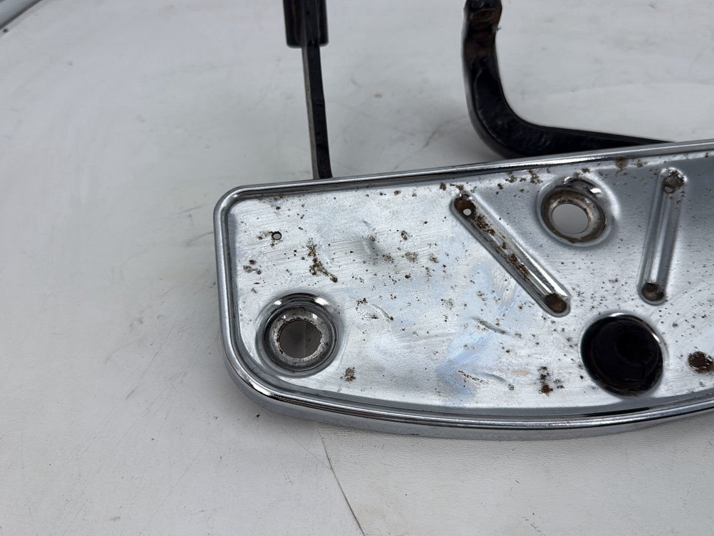 2005 Harley Road Glide Touring FLTRI OEM Left Right Driver Floorboard Foot Rest