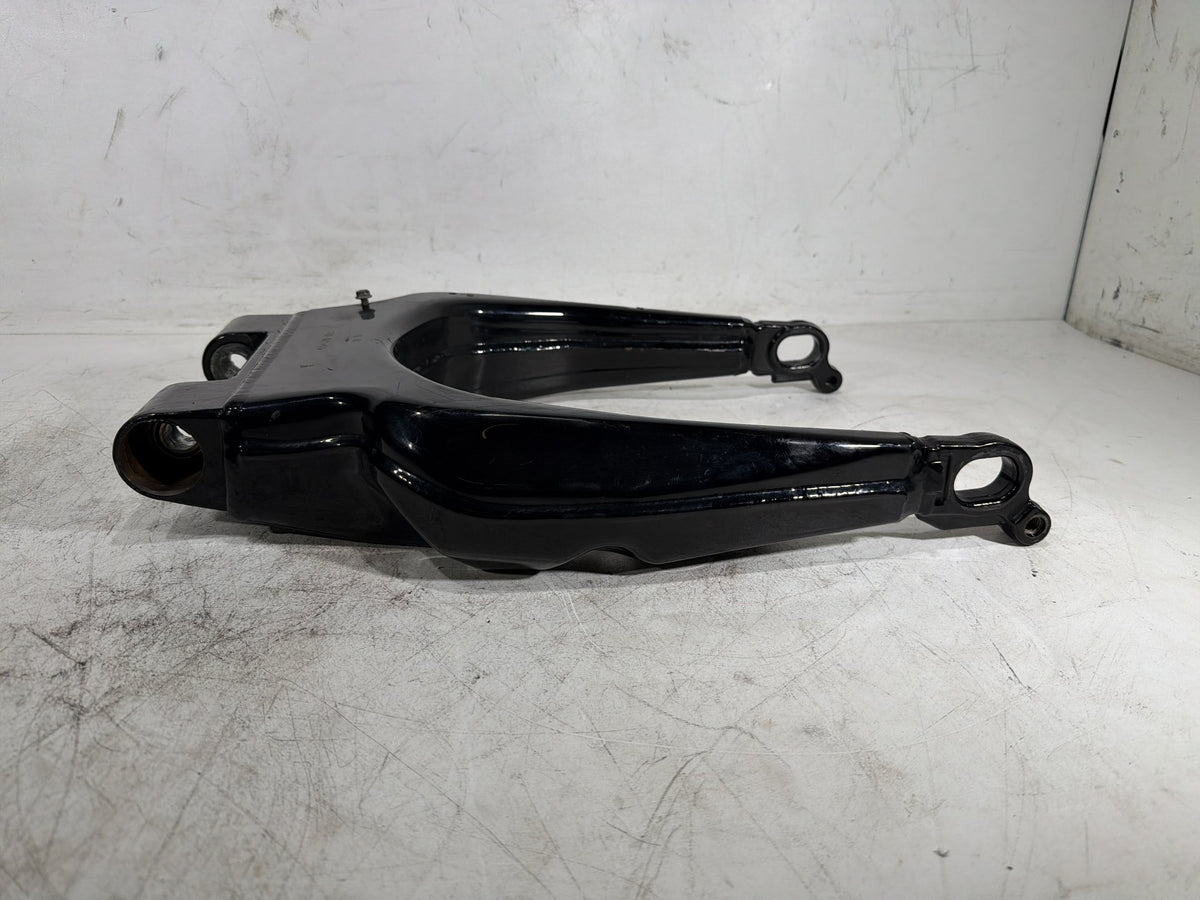 2010 Harley Street Glide Touring FLHX OEM Rear Fork Swingarm Swing Arm