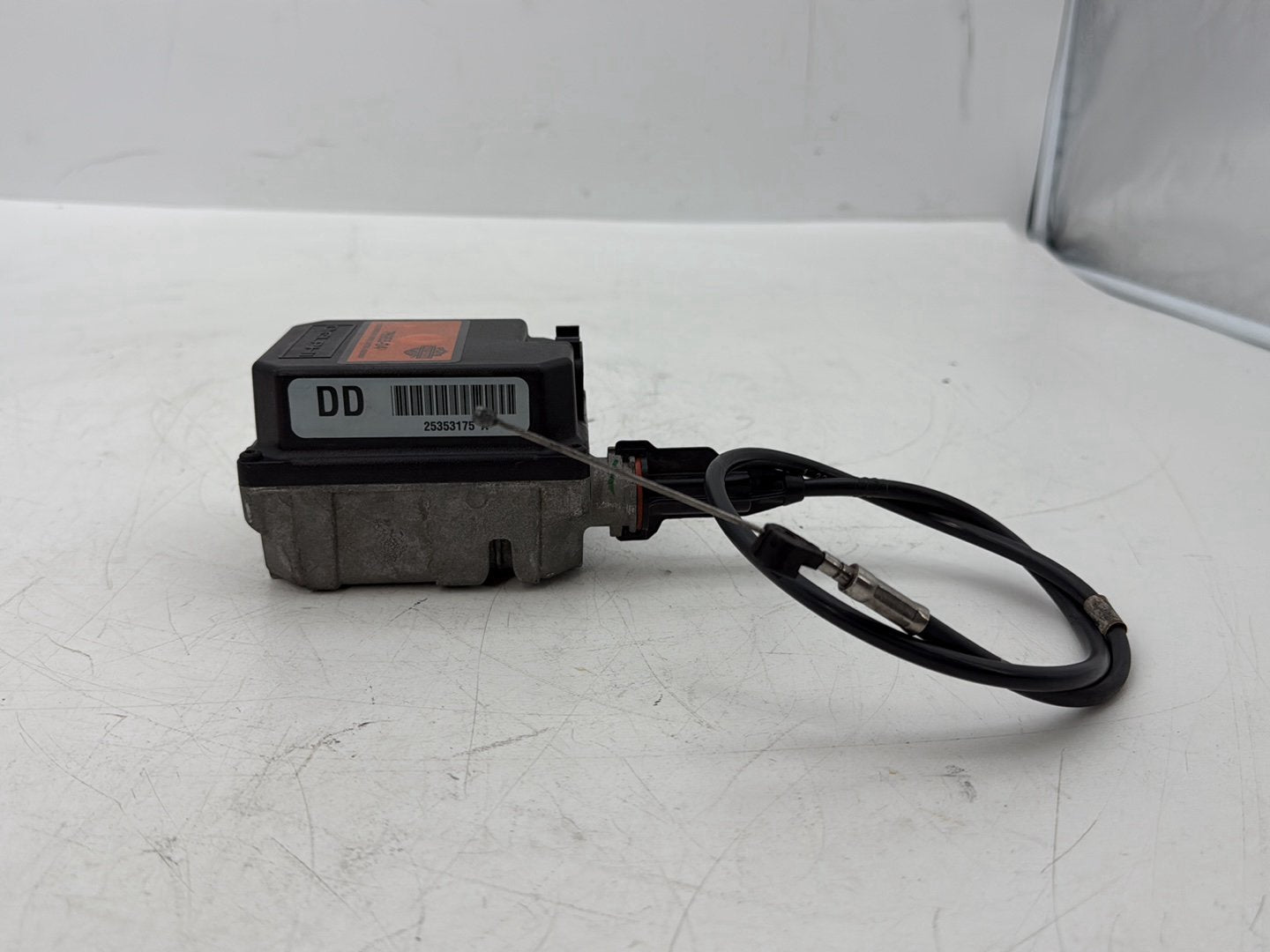 2005 Harley Touring FLHRCI Road King Classic OEM Cruise Control Actuator 70955-98A