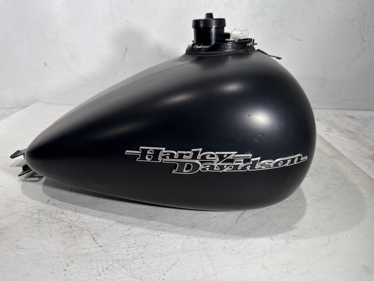 2013 Harley Street Glide Touring FLHX OEM Fuel Gas Tank Gasoline Reservoir
