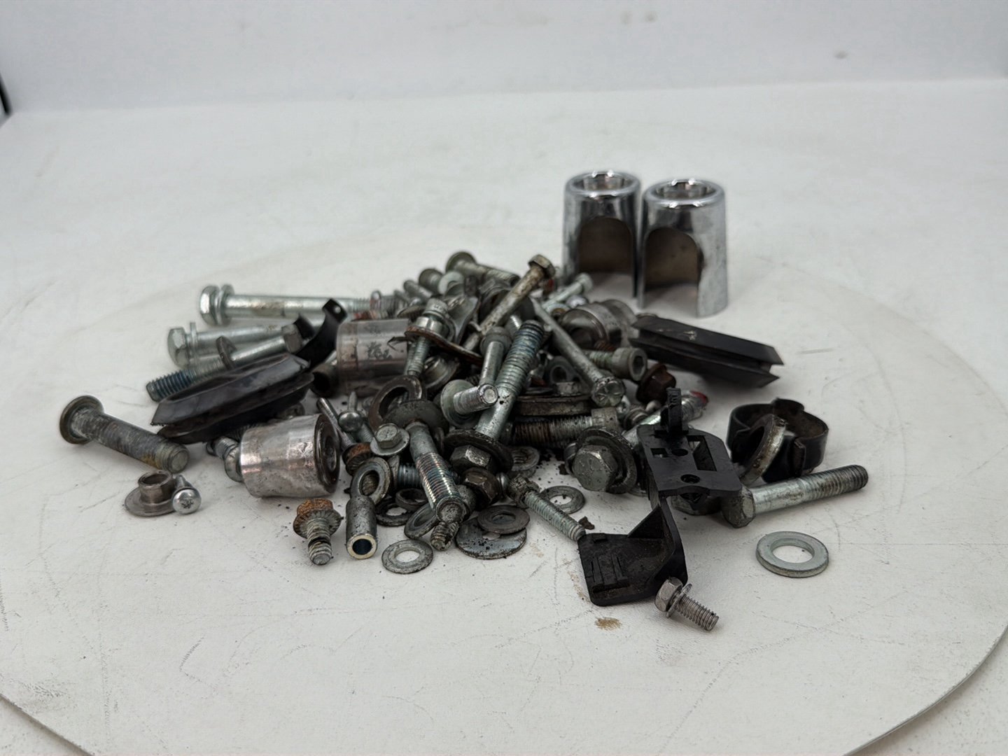 2007 - 2017 Harley-Davidson Dyna Super Glide Custom Hardware Bolts Nuts & Brackets