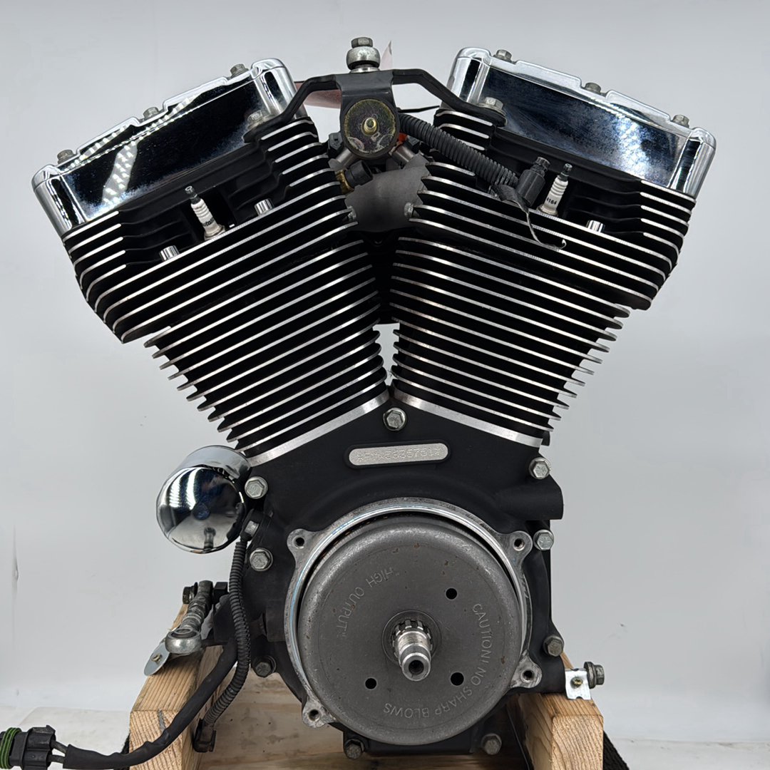 1999 - 2006 Harley-Davidson Touring Road King Custom EFI Twin Cam 88 Engine Motor 19261-05B