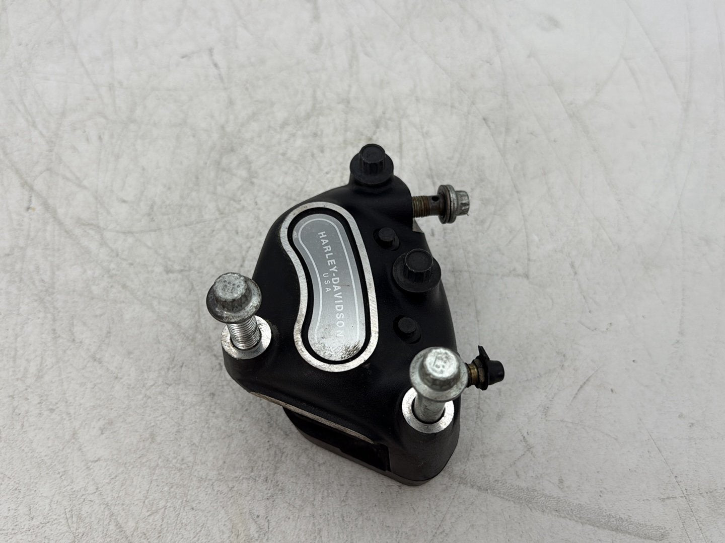 2005 Harley Electra Glide Touring Ultra FLHTCUI OEM Front Right 1 Brake Caliper