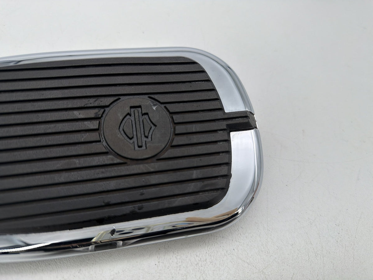 2011 Harley Softail Deluxe FLSTN OEM Left Right Driver Floorboard Foot Rest Pads