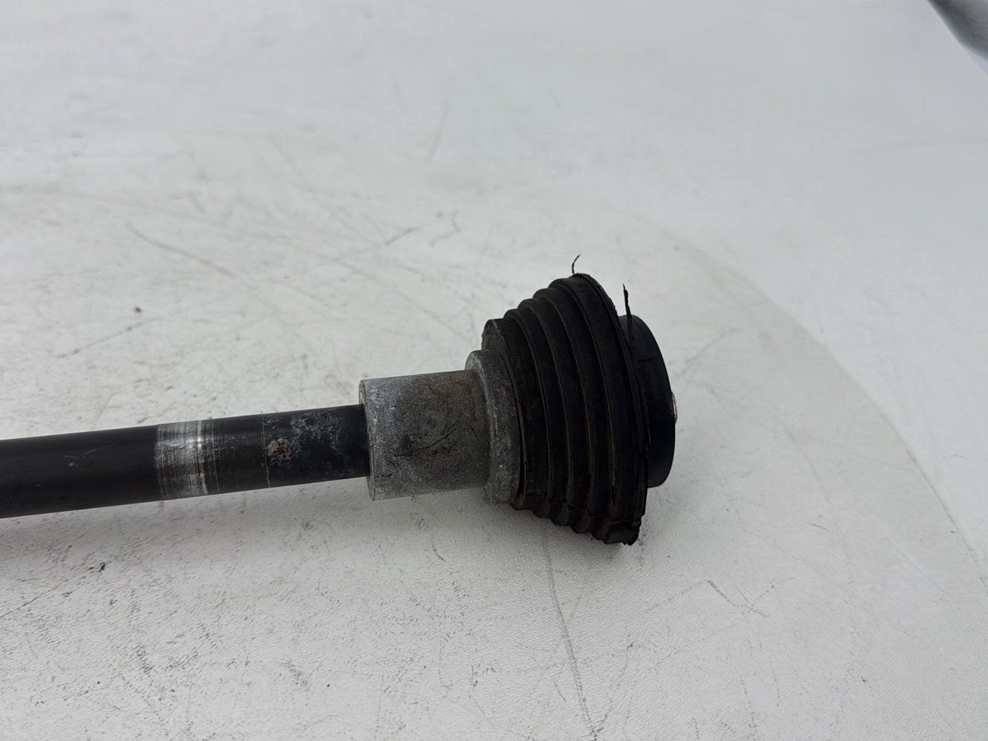 2008 - 2016 Harley-Davidson Touring Electra Glide Ultra Rear Fork Swingarm Pivot Bolt Shaft 	47540-11