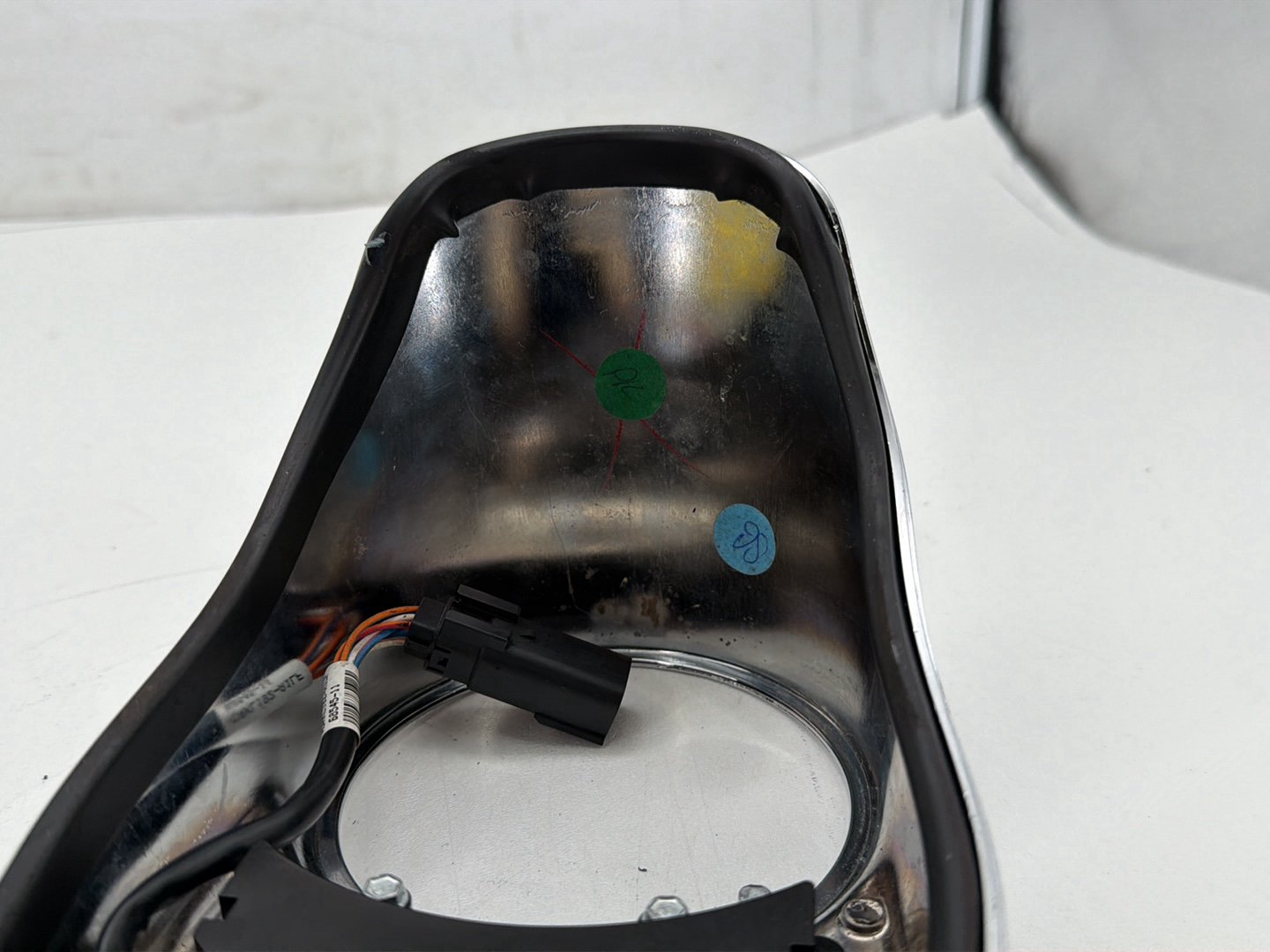 2011 Harley Heritage Softail Classic FLSTC OEM Fuel Gas Tank Dash Console NOKey