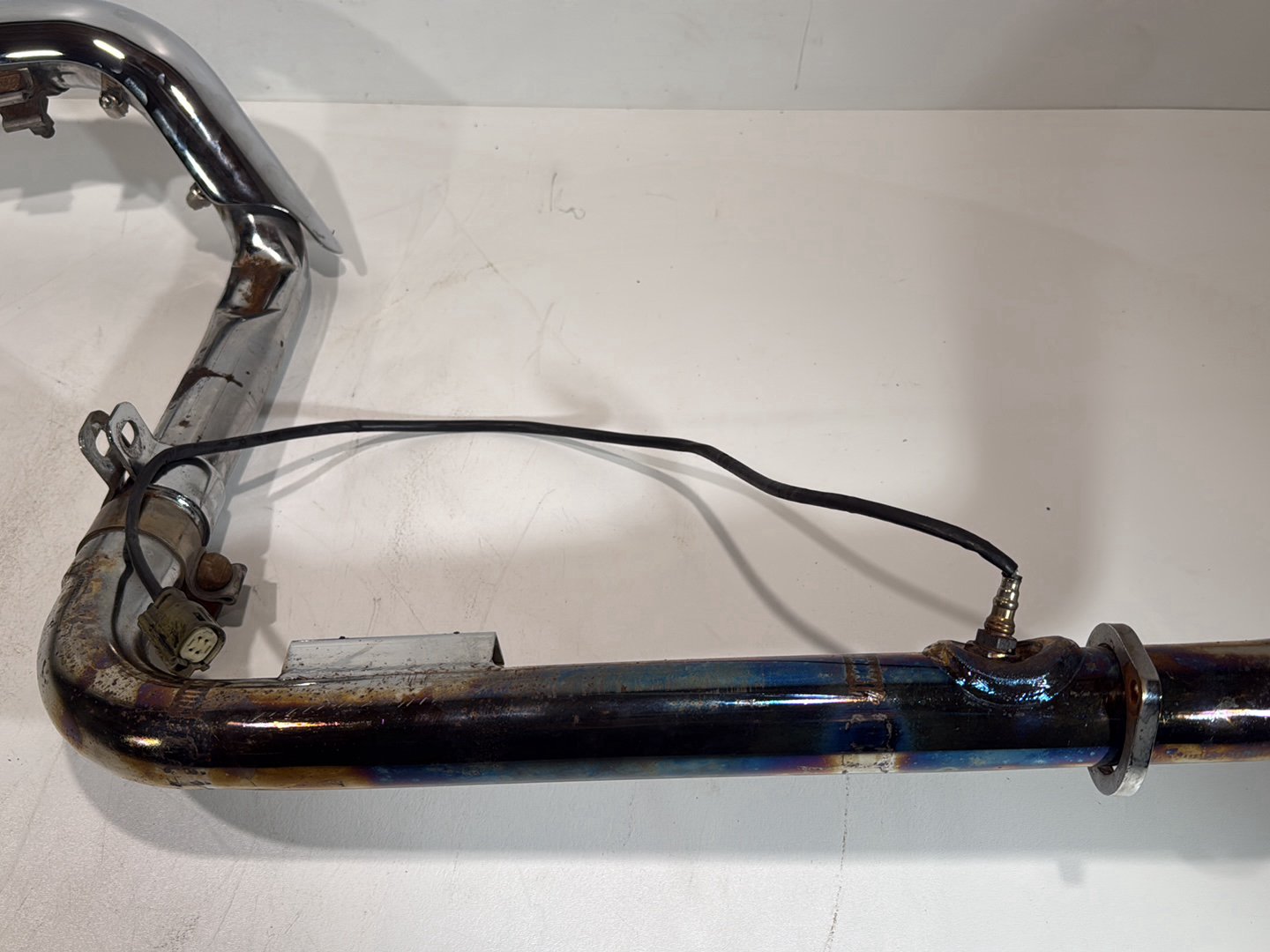 2008 - 2016 Harley-Davidson Touring Street Glide Exhaust Header Pipes Muffler Vance & Hines 66855-10A