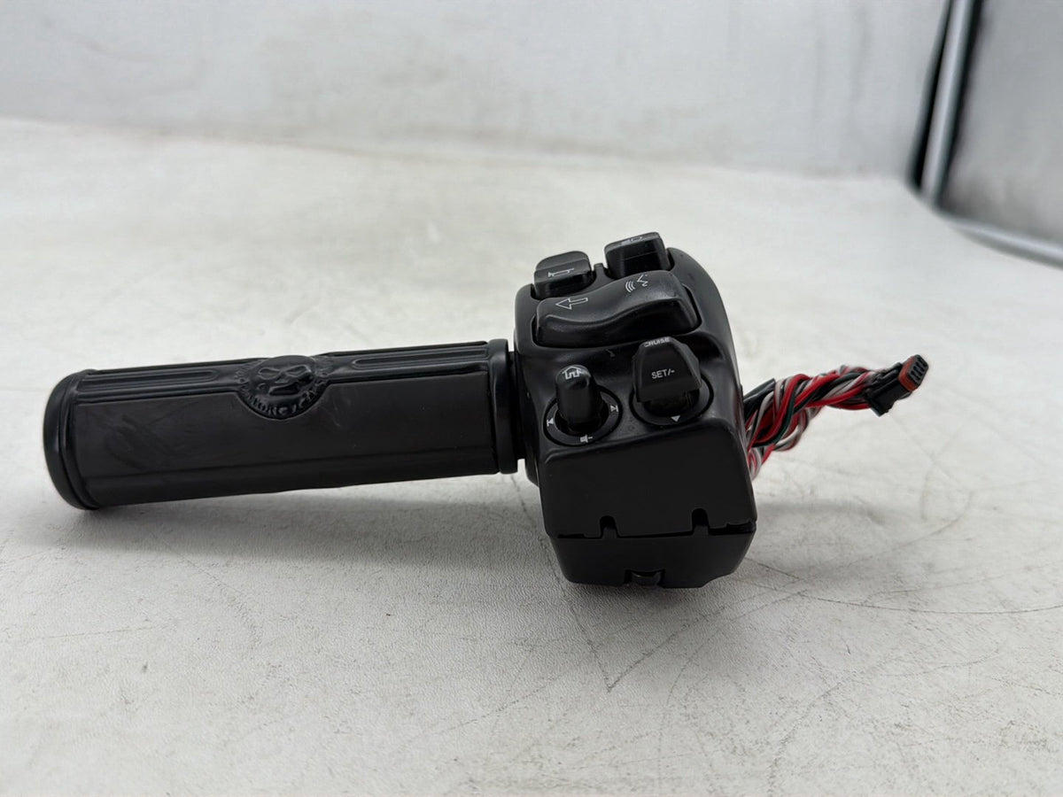 2018 Harley Road Glide Touring FLTRXS OEM Left Turn Signal Headlight Switches Controls