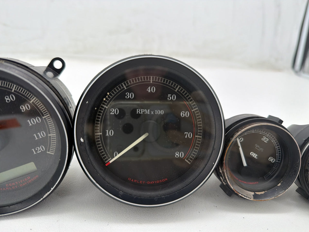2006 Harley Electra Glide Touring Classic OEM Air Oil Volt Fuel Tacho Speedo Gauges