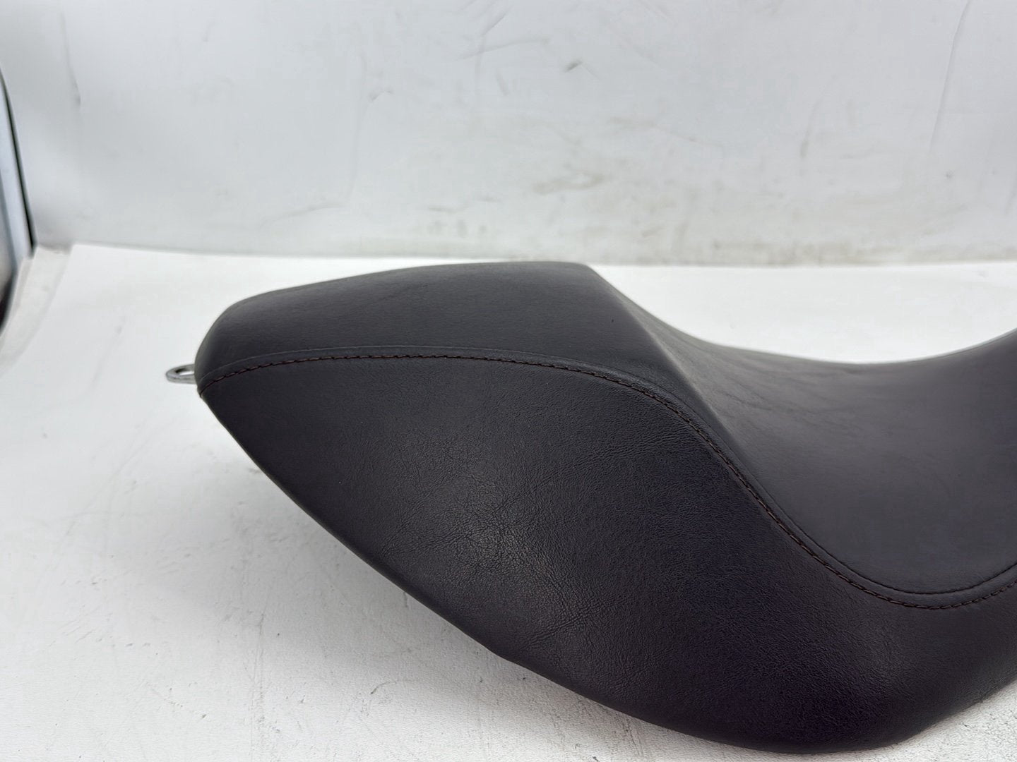 2009 Harley Sportster 883 Low XL883L OEM Rider Driver Solo Seat Pillion