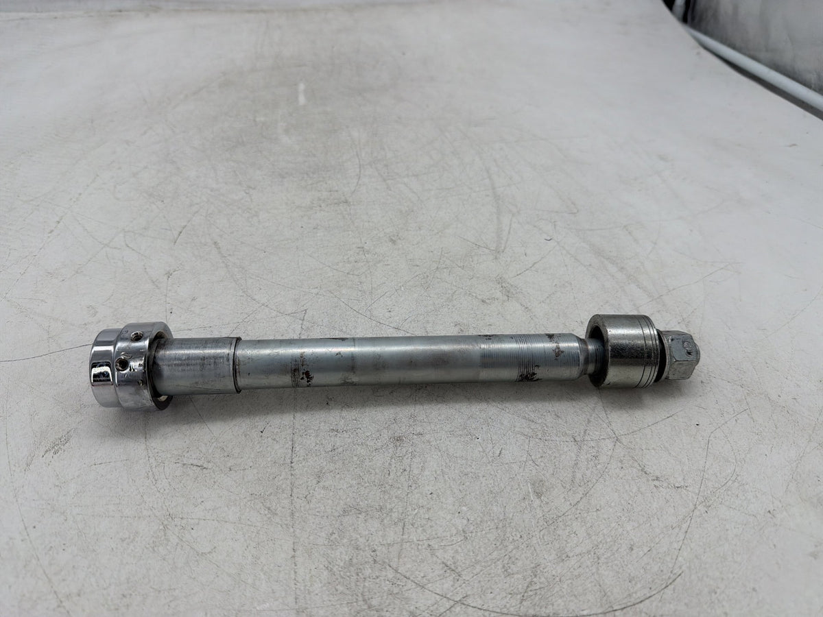 2017 Harley Dyna Street Bob FXDB OEM Front Wheel Axle Bolt Shaft 41628-08