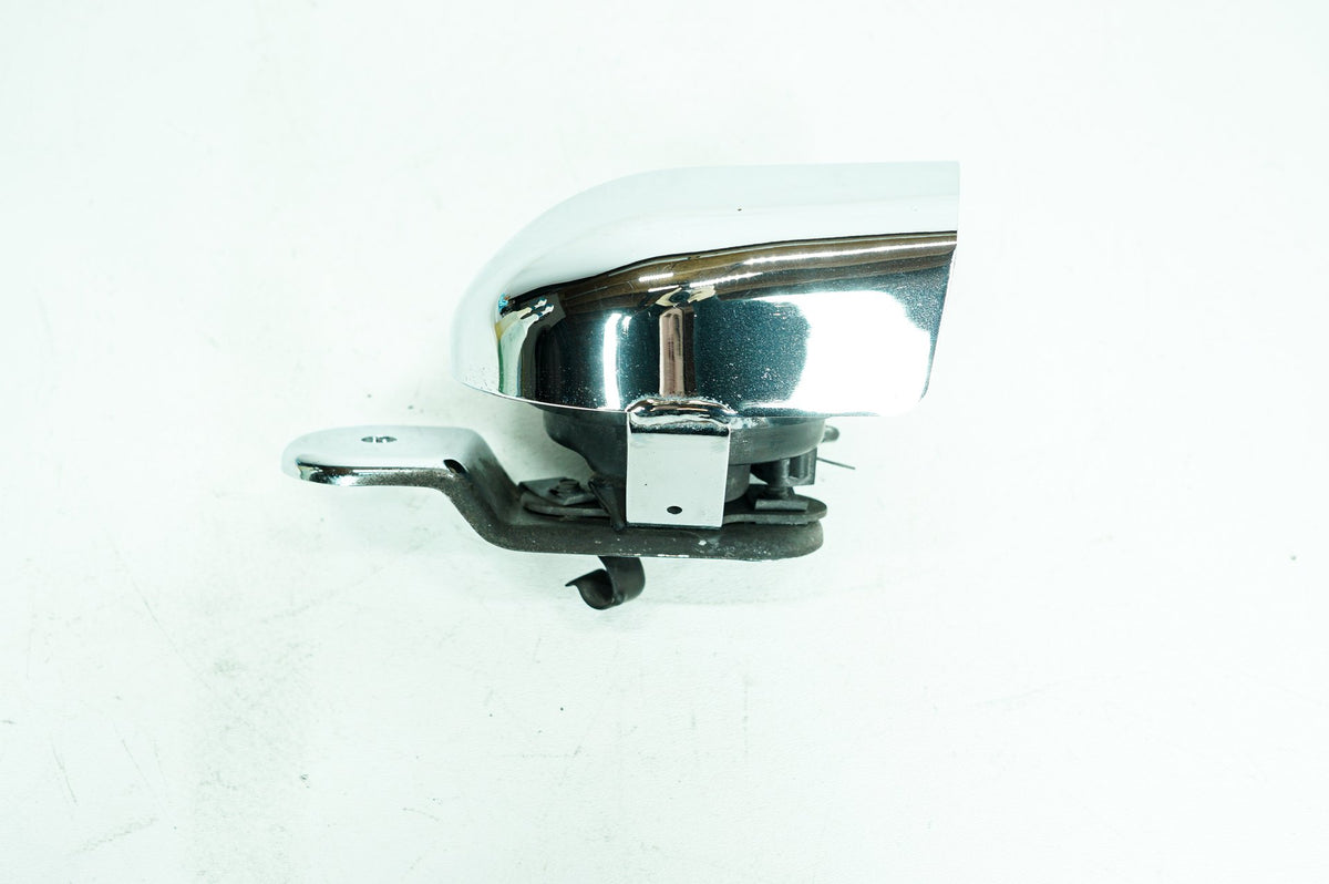2007 - 2011 Harley-Davidson Touring Street Glide Horn Signal Klaxon Chrome Cover 69060-90D