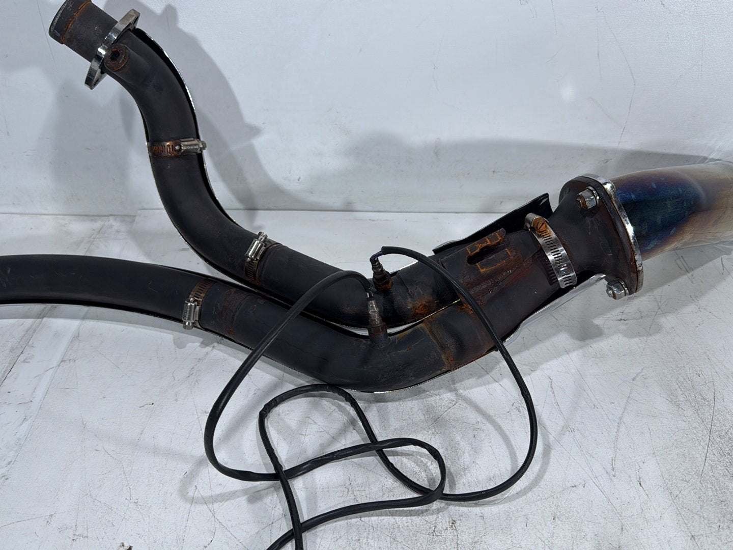 2016 Harley Road King Touring FLHR OEM Exhaust System Header Pipe