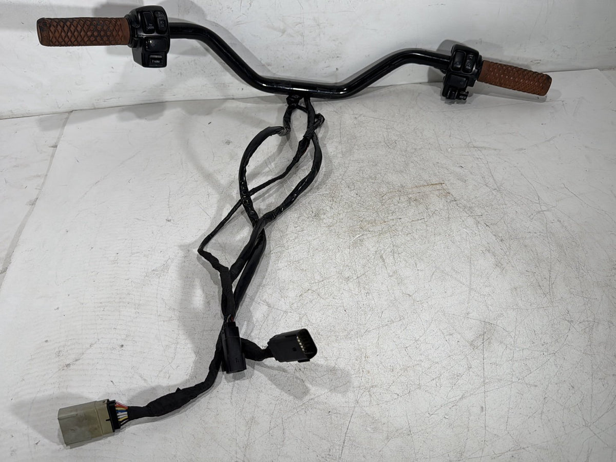 2011 Harley Road Glide Touring FLTRX OEM Handlebars Left Right Switches Controls
