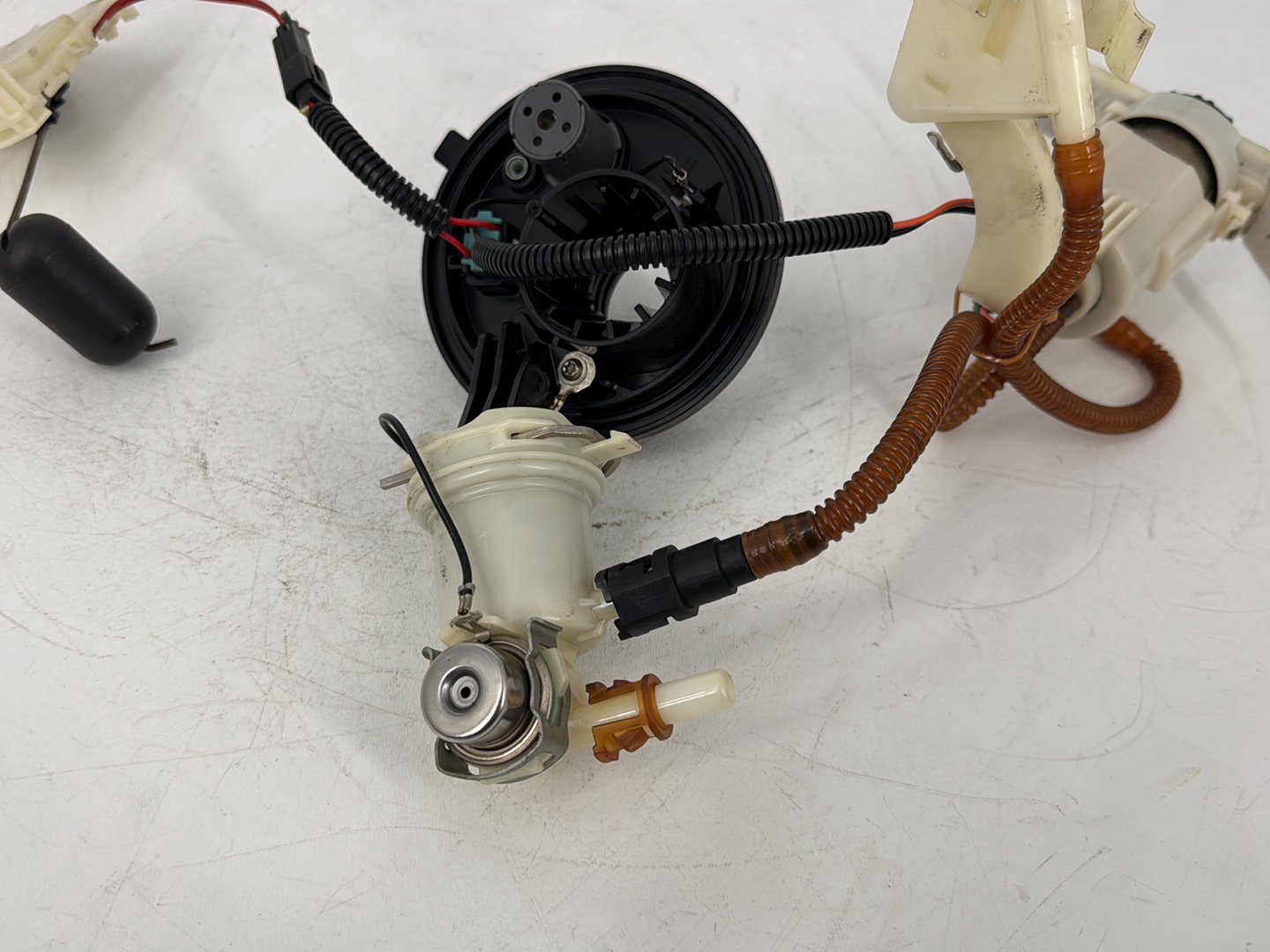 2008 - 2016 Harley-Davidson Touring Street Glide Gas Gasoline Fuel Petrol Pump Sending 62908-08