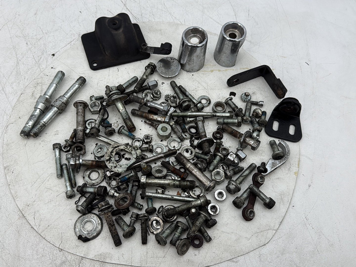 2003 Harley Dyna Wide Glide FXDWG OEM Hardware Bolts Nuts & Brackets