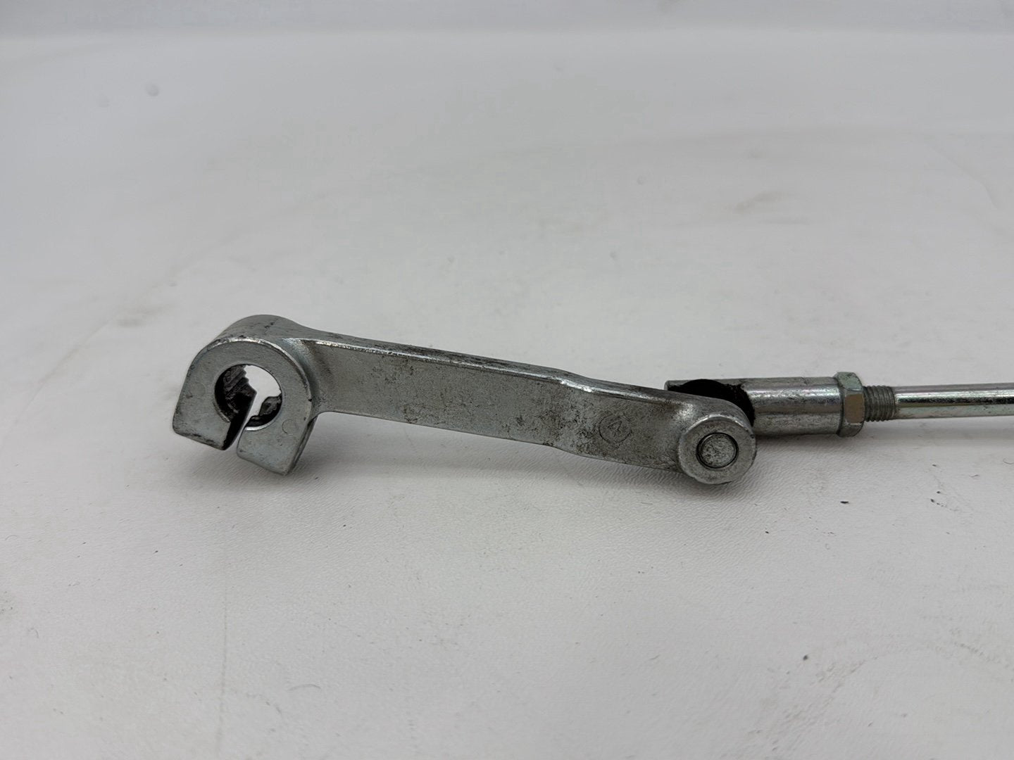 1999 - 2006 Harley-Davidson Dyna Low Rider Gear Shifter Lever w/ Rod linkage 34621-90