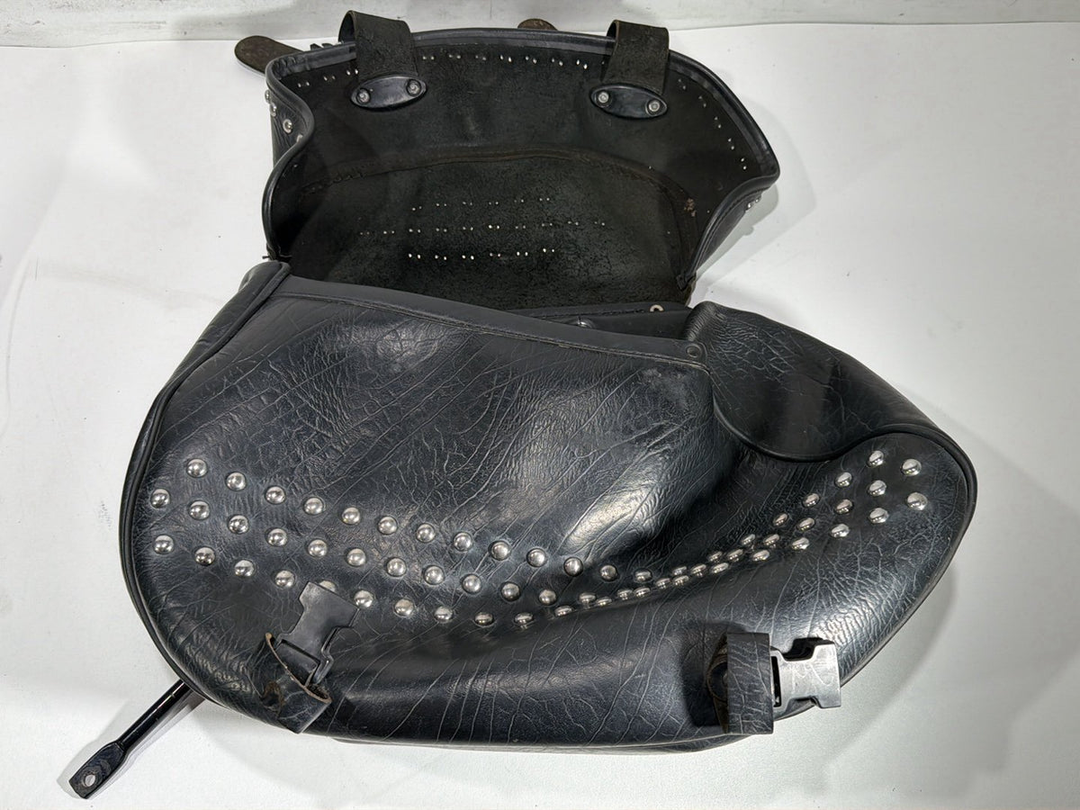 2011 Harley Heritage Softail Classic OEM Rear Right 1 Saddlebag Luggage Leather