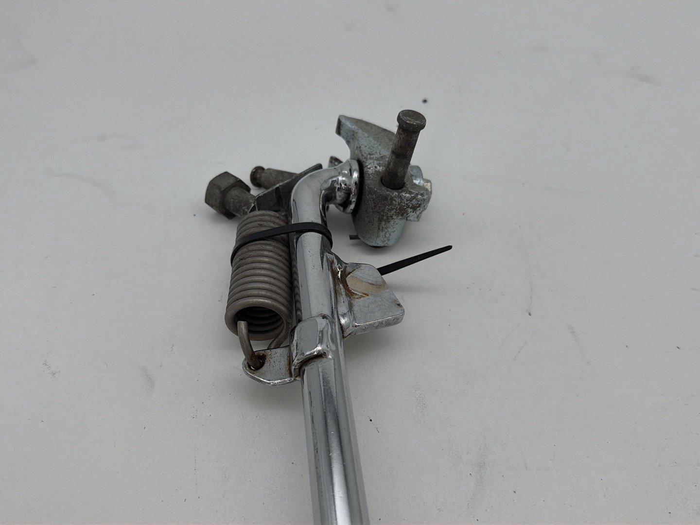 2008 Harley Dyna Fat Bob FXDF OEM Left Side Jiffy Kick Stand & Spring