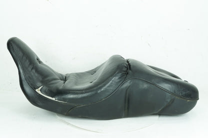 1999 - 2006 Harley-Davidson Touring Road King Classic Passenger Rider Driver Seat Saddle 	51704-05