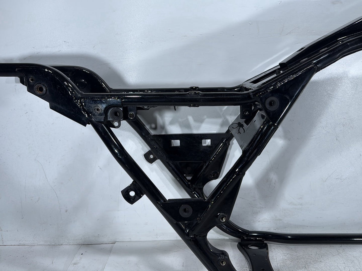 2005 Harley Road King Touring Police OEM Body Main Frame Chassis SLVG