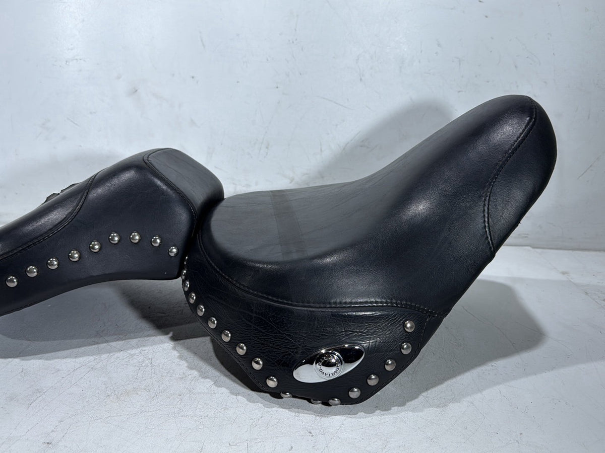 2004 Harley Heritage Softail Classic FLSTCI OEM Passenger Rider Driver Seat Saddle