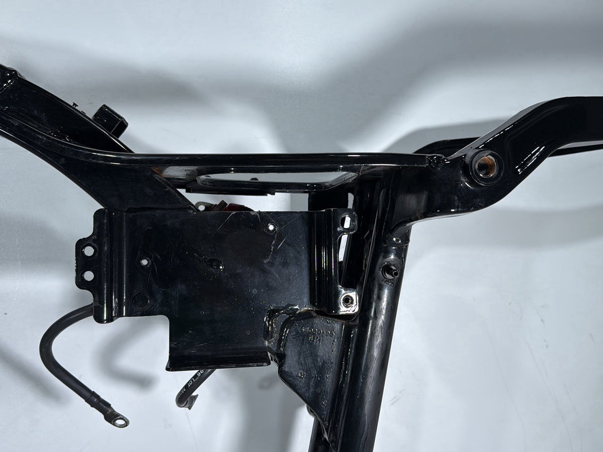 2002 Harley Dyna FXD Super Glide OEM Body Main Frame Chassis 47456-02 SLVG