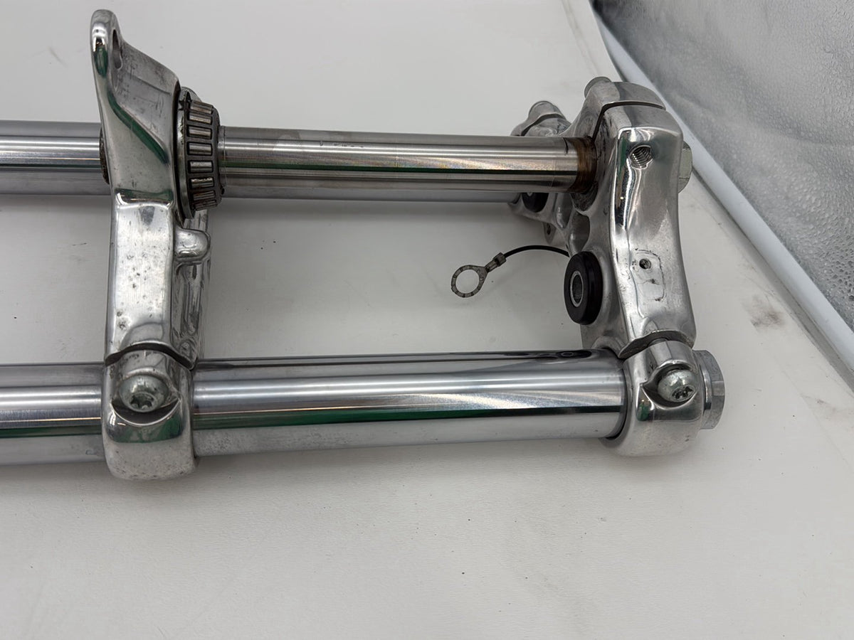 2003 Harley Sportster XL1200C 1200 Front Triple Tree Set LH RH Fork Legs Sliders