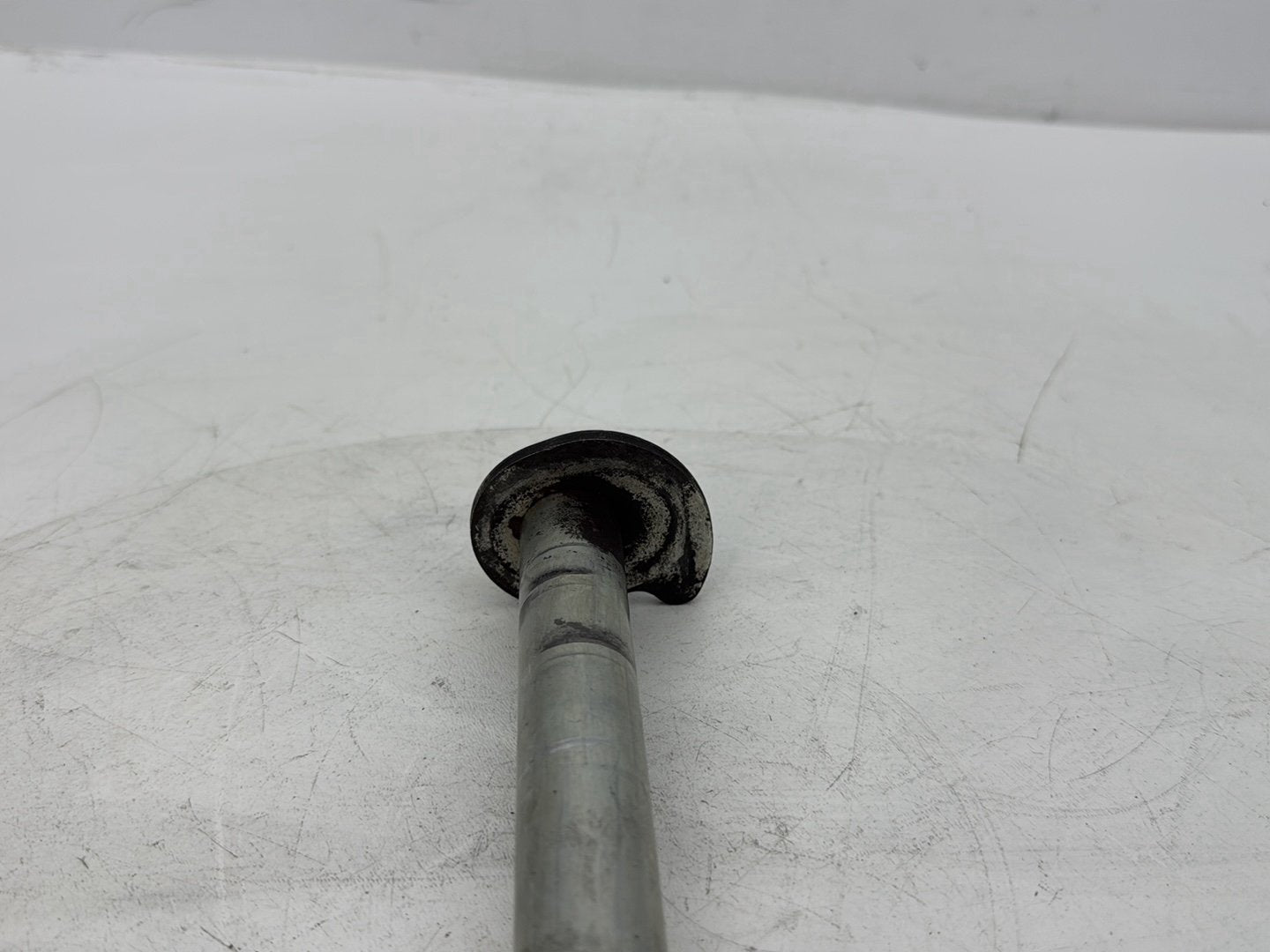 2008 Harley Electra Glide Touring Ultra FLHTCUI OEM Rear Wheel Axle Bolt Shaft