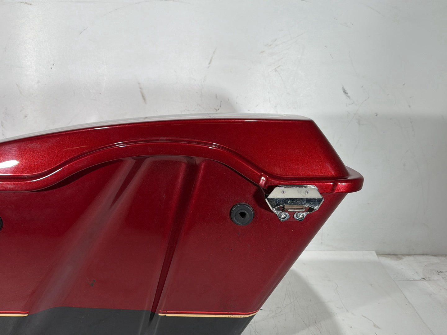 2007 Harley Touring FLHTC Electra Glide Classic OEM Left 1 Saddlebag Luggage NO Key